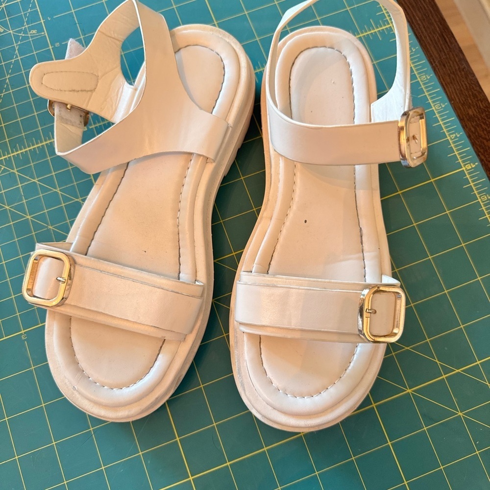 Elegant White Women's Sandals with Gold Buckles​